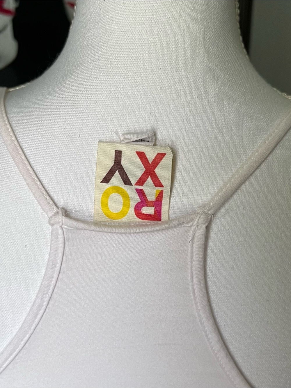 Y2k Roxy Tank Top - Picture 6 of 6